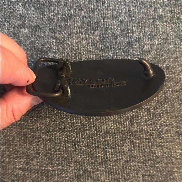 Taylor Brands Brass Metal Horse Motif Belt Buckle - Picture 3 of 5